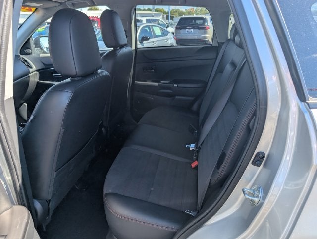 2024 Mitsubishi Outlander Sport S