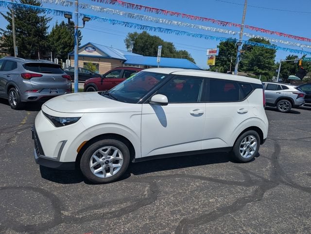 2024 Kia Soul LX