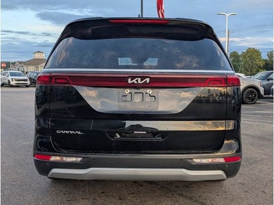 2024 Kia Carnival LX