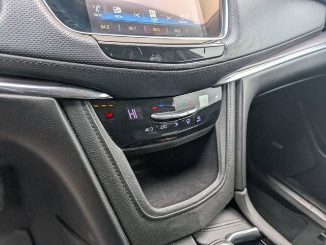 2018 Cadillac XT5 Luxury AWD