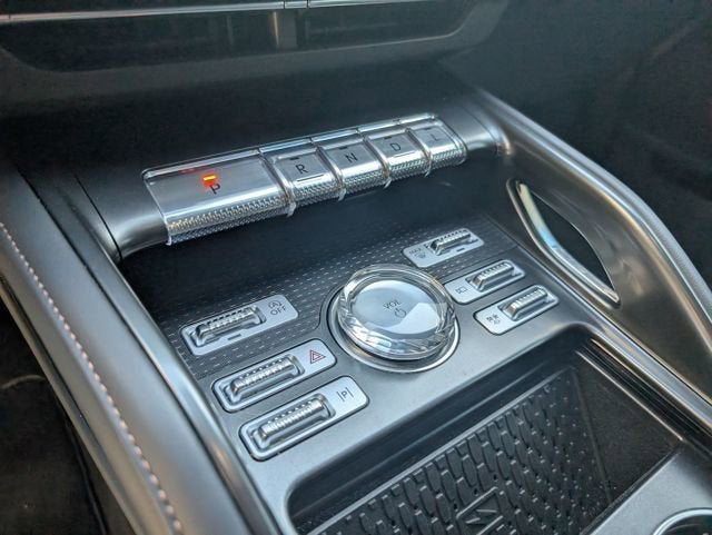 2024 Lincoln Nautilus Reserve